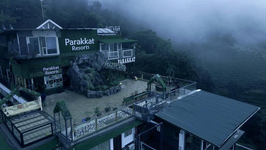 resorts in munnar for corporate tours and day outing