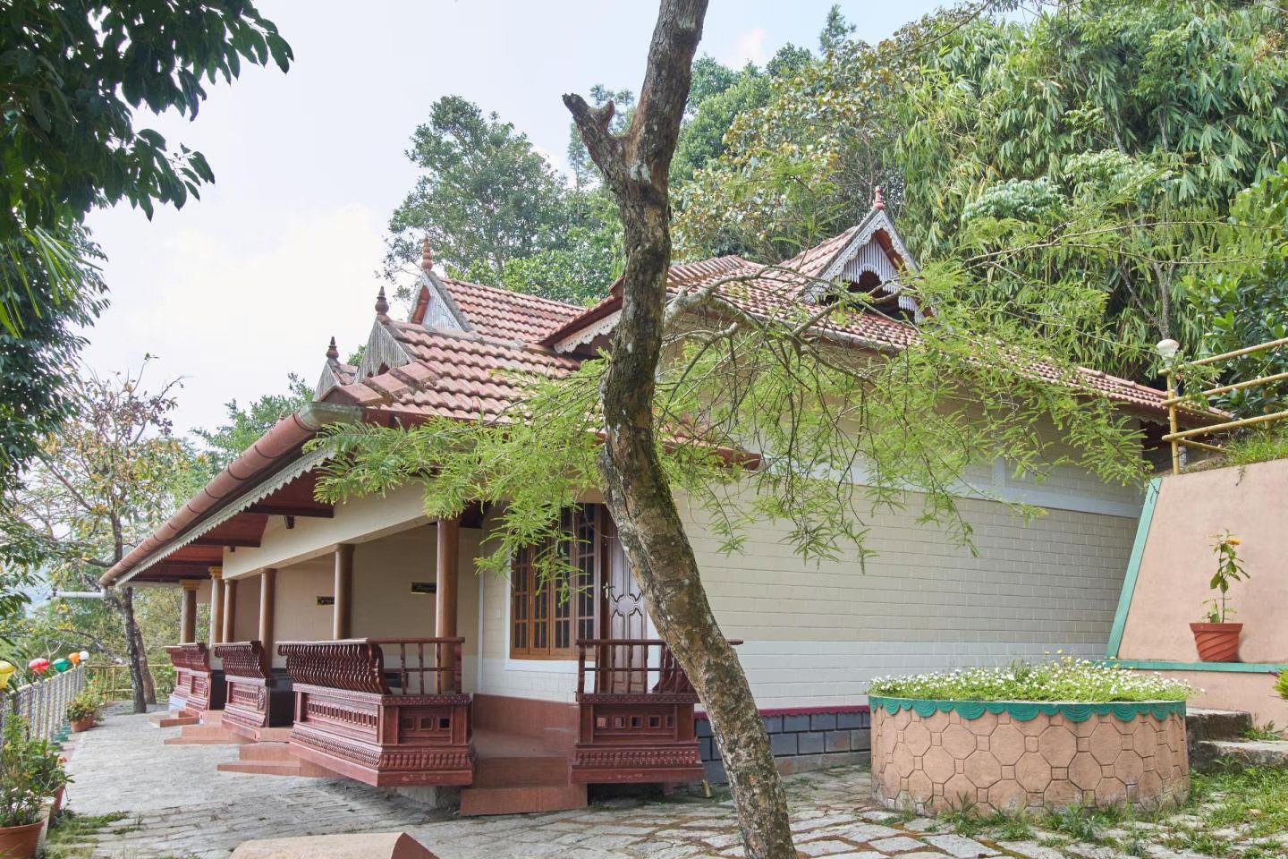 resorts in kalpetta for corporate tours and day outing