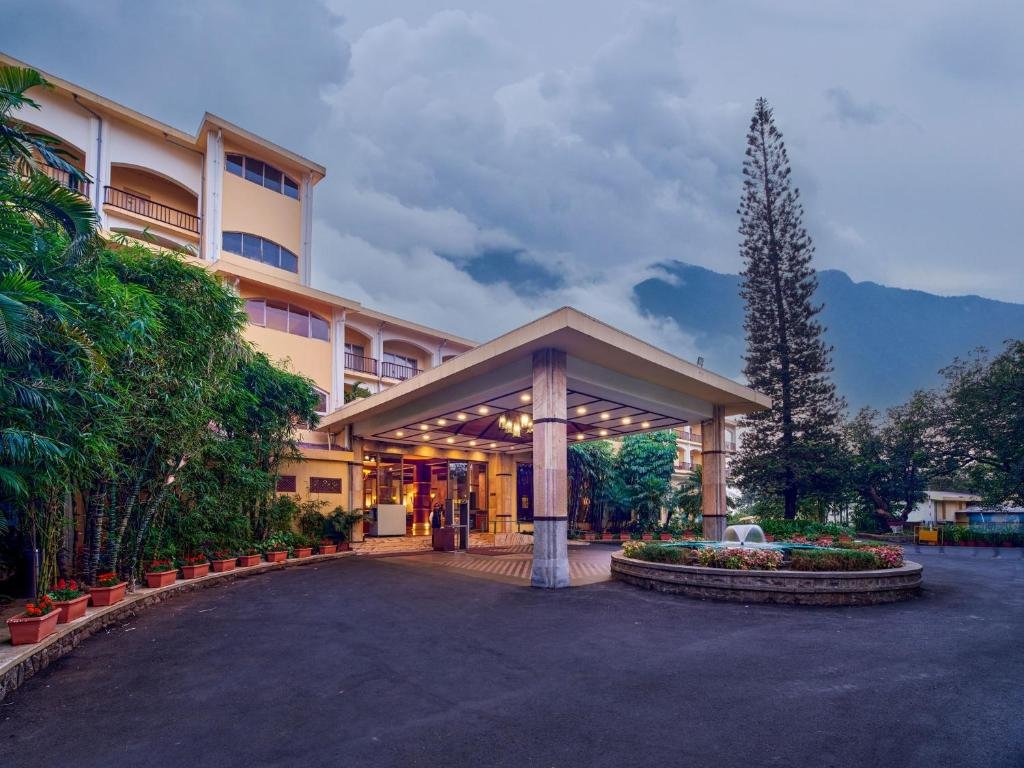 resorts in Lonavala for corporate tours and day outing